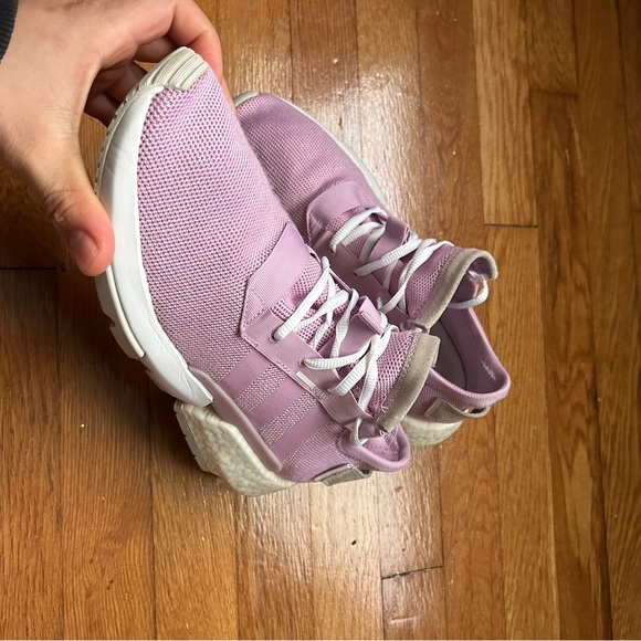 Women’s Purple Adidas Boost Shoes - Picture 3 of 9